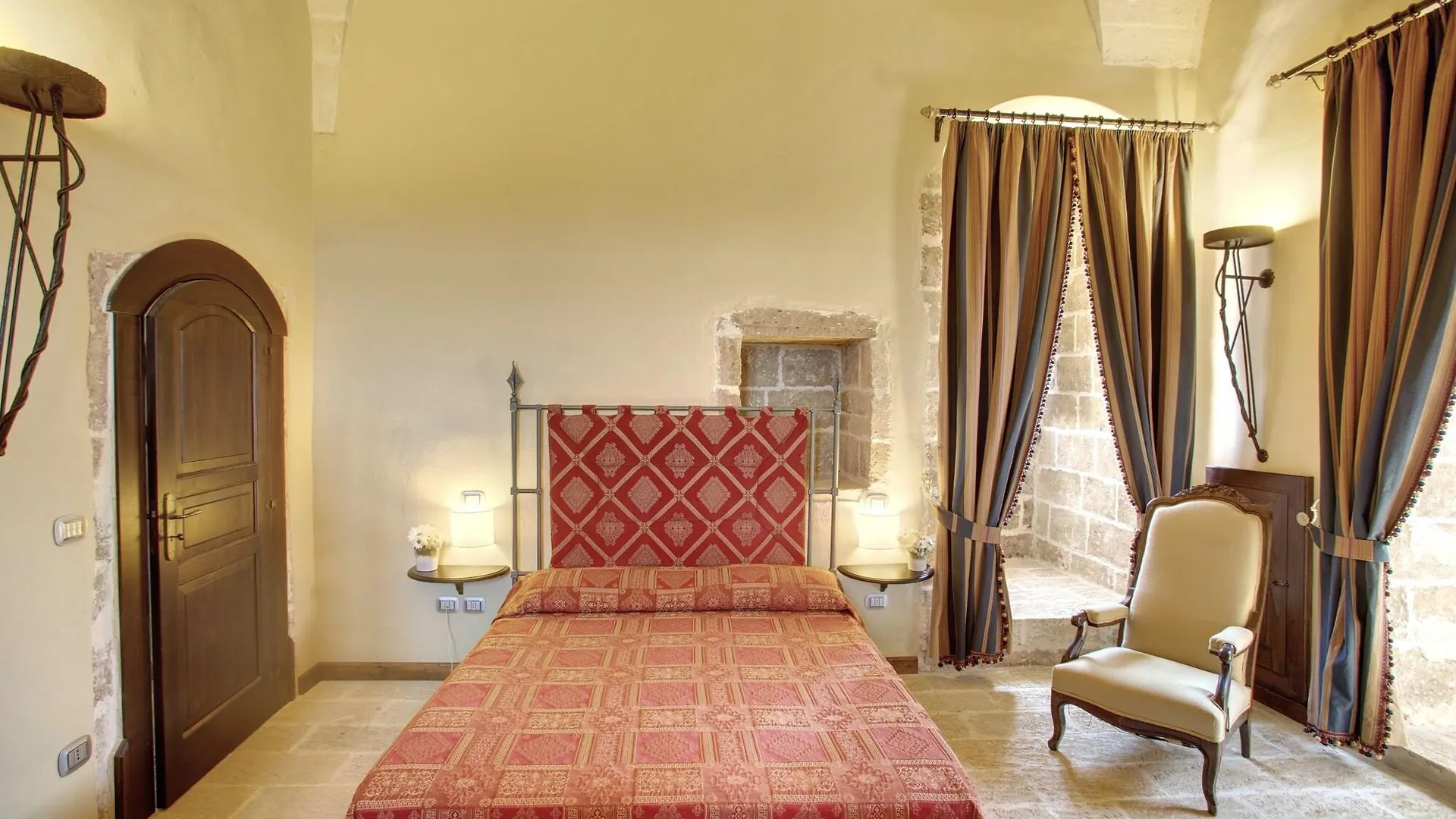 Tenuta Monacelli Lecce 0*,  Italien