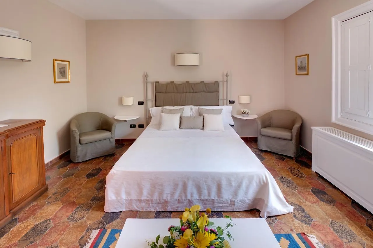 Tenuta Monacelli Lecce 0*,  Italien